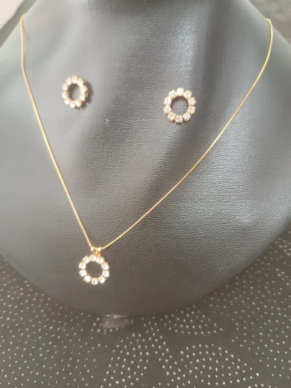 Gargantilha banhada em ouro | Relojoaria prata